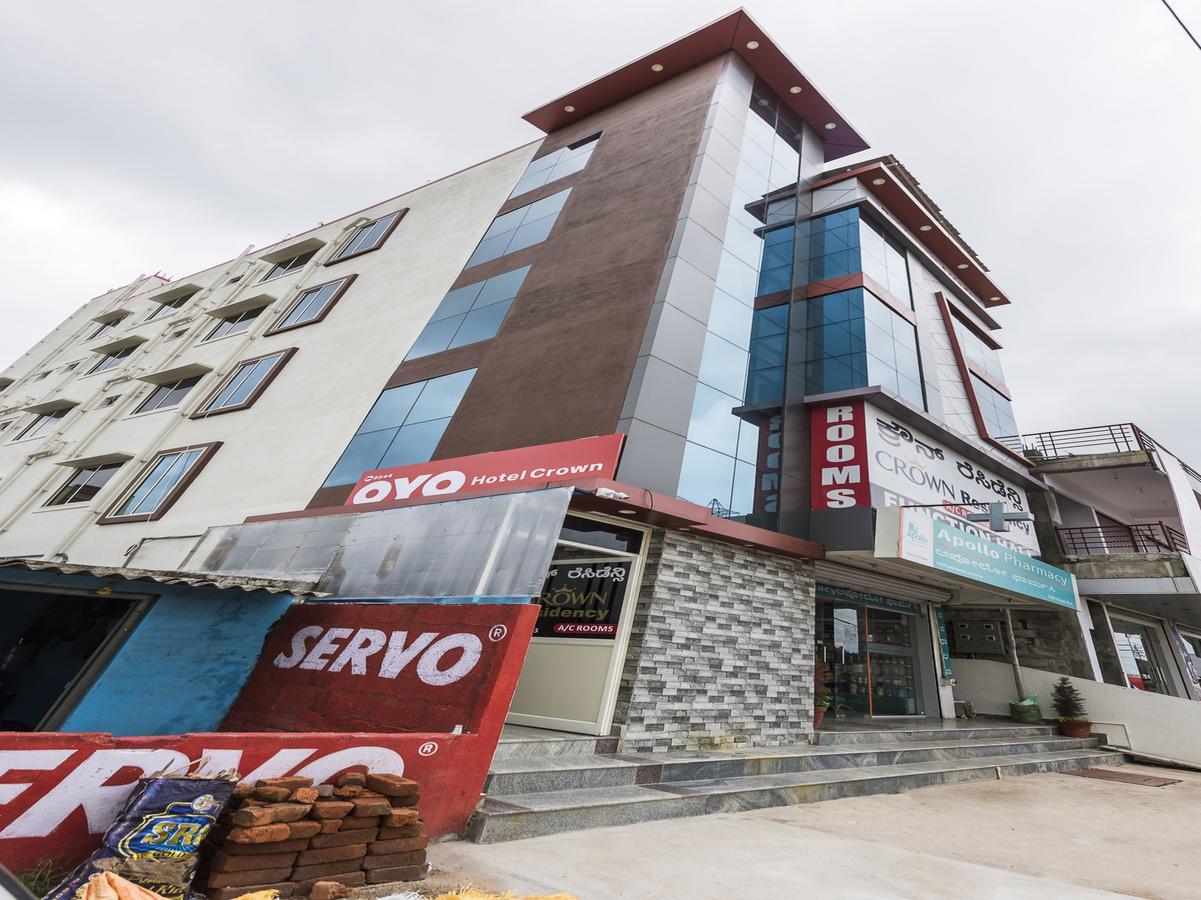 Oyo 9544皇冠公寓酒店 迈索尔 外观 照片