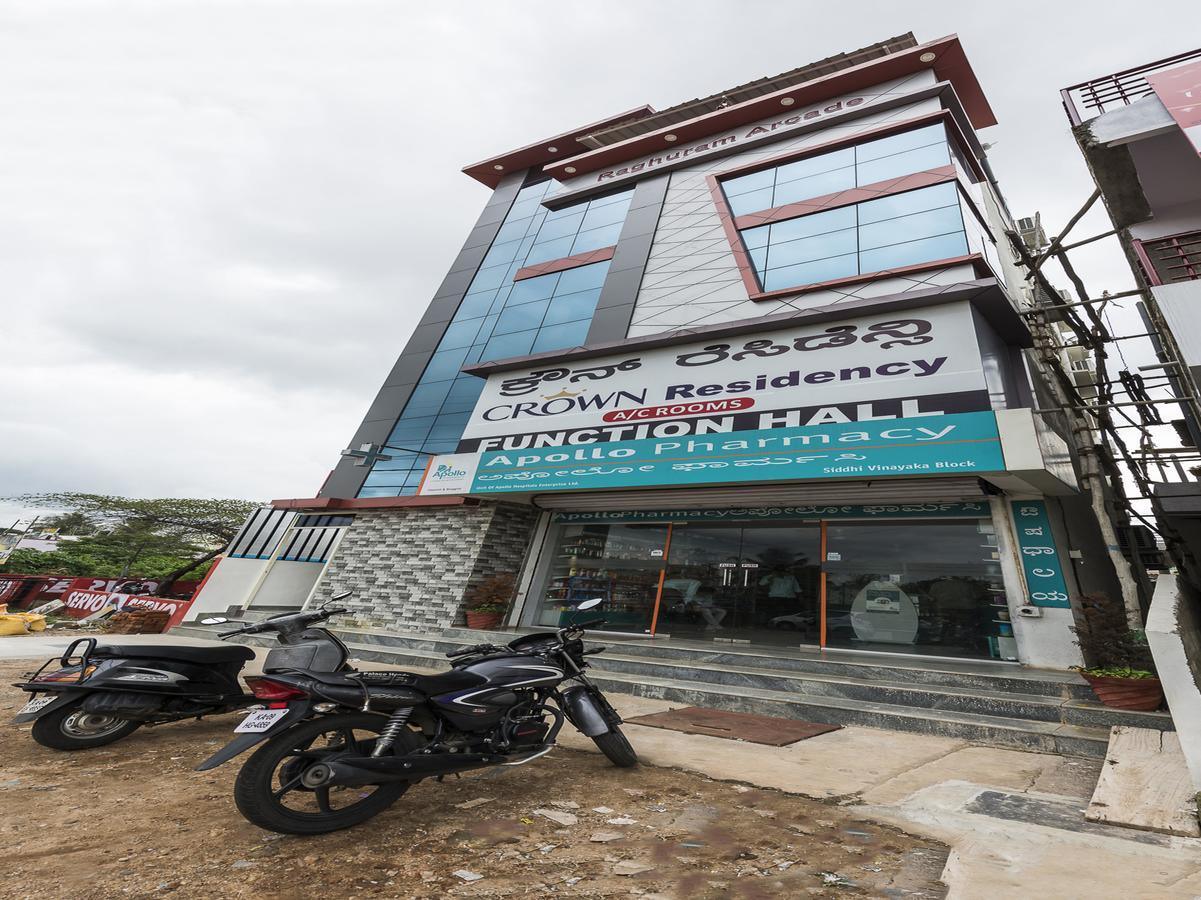 Oyo 9544皇冠公寓酒店 迈索尔 外观 照片